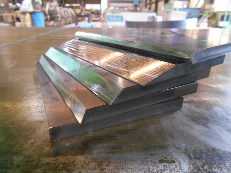 両面自動開先加工のイメージ